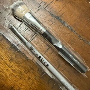 NIP MAKEUP BRUSHES DUO